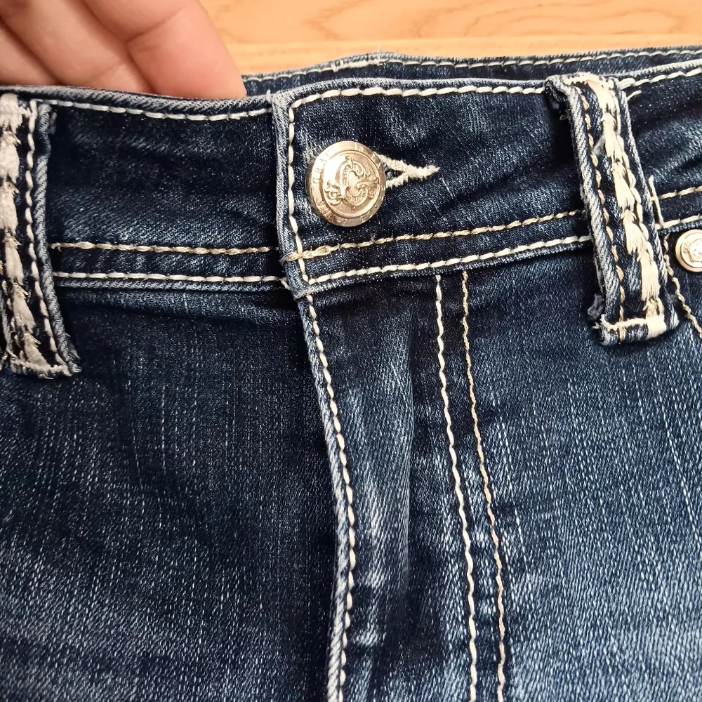 Grace in LA Embroidered Jeans - Picture 6 of 12